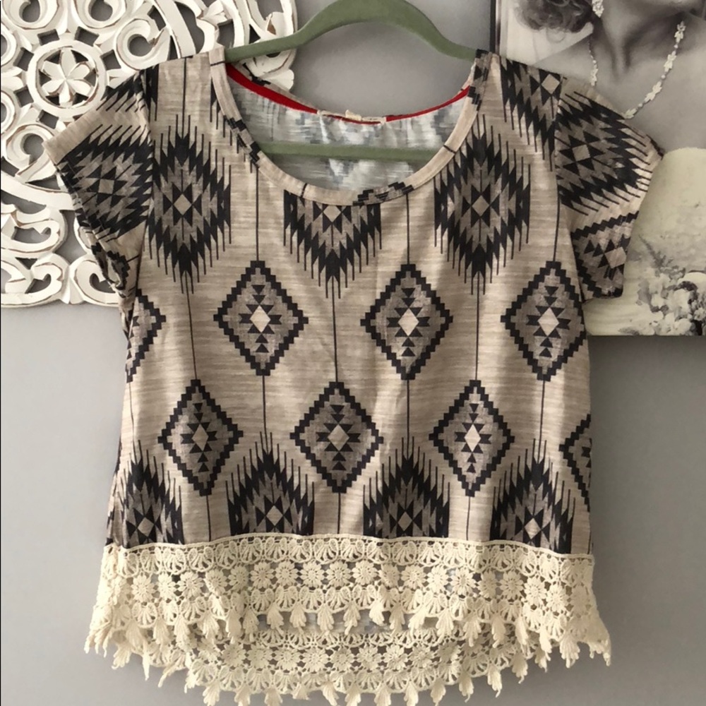 Crop top